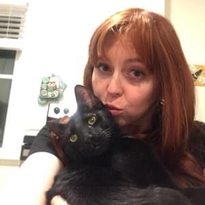 Meet your Posher, Isabel